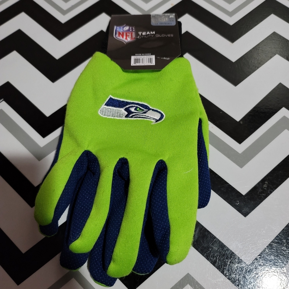 Seattle Seahawks utility gloves